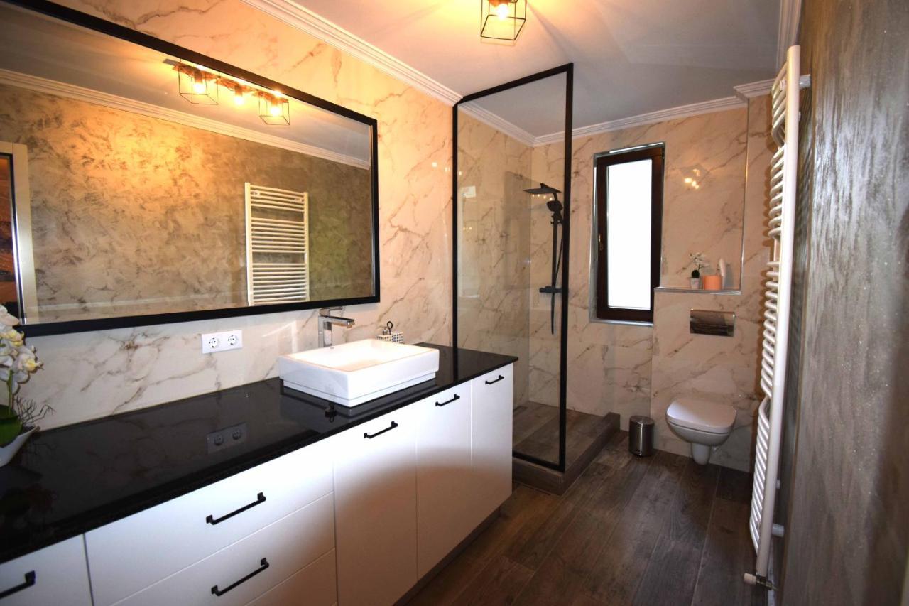 Luxury Apartment Central Târgu-Mureş Buitenkant foto